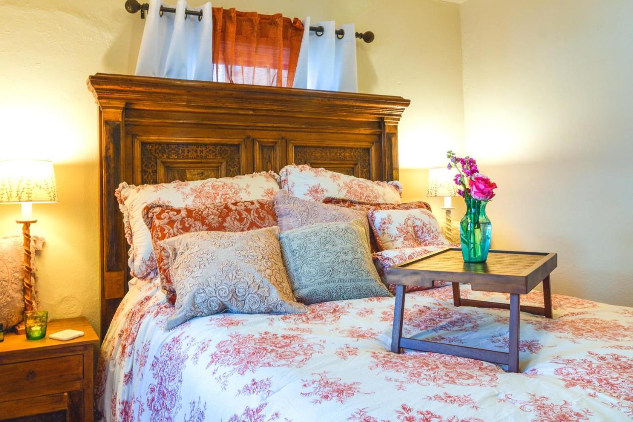 Cozy Adobe Casita 1 Mile To Santa Fe Plaza! Villa Exterior photo